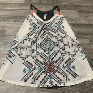 Xhilaration Geometric Diamonds Flowy Tank Top; small women’s
